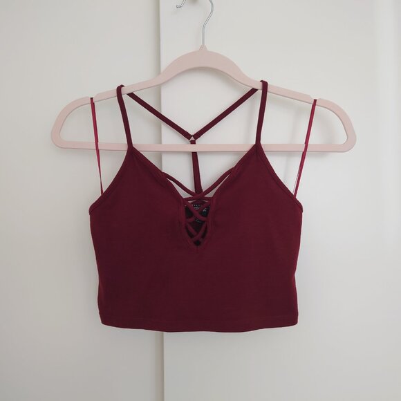 Urban Planet Burgundy Lace Up V-Neck Crop Top in S - Picture 1 of 6